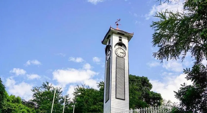 Monaco Boutique Hotel Kampung Air