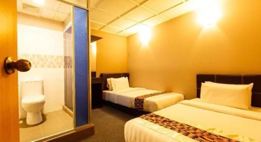 Bed in RAINFOREST Budget Stay