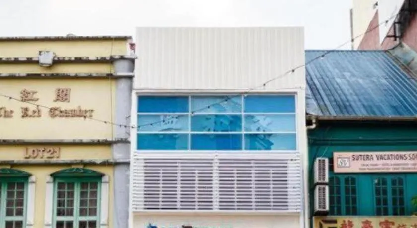 RAINFOREST Budget Stay