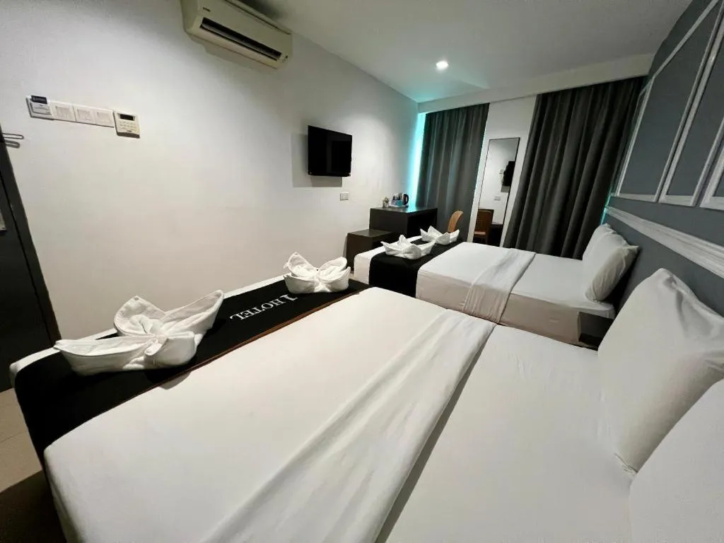 Bed in 1 Hotel Mahkota Cheras