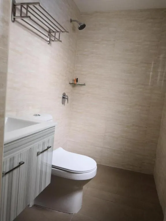 Hotel LoLex Kuchai Lama