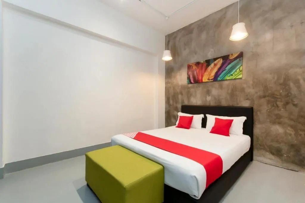 Bed in OYO 43993 Madsuite