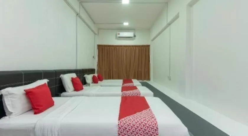 Bed in OYO 43993 Madsuite