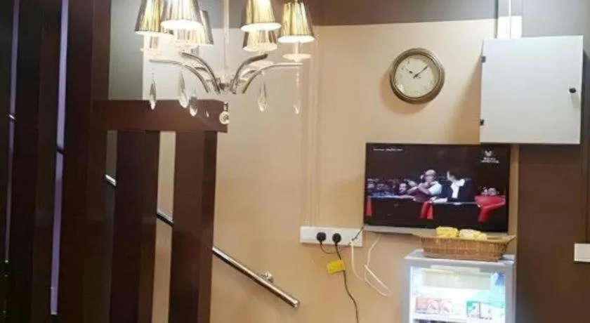 HOTEL BAJET MUGHOH SENGOTI