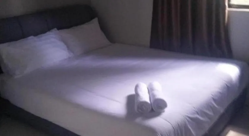 Bed in S Avenue Hotel