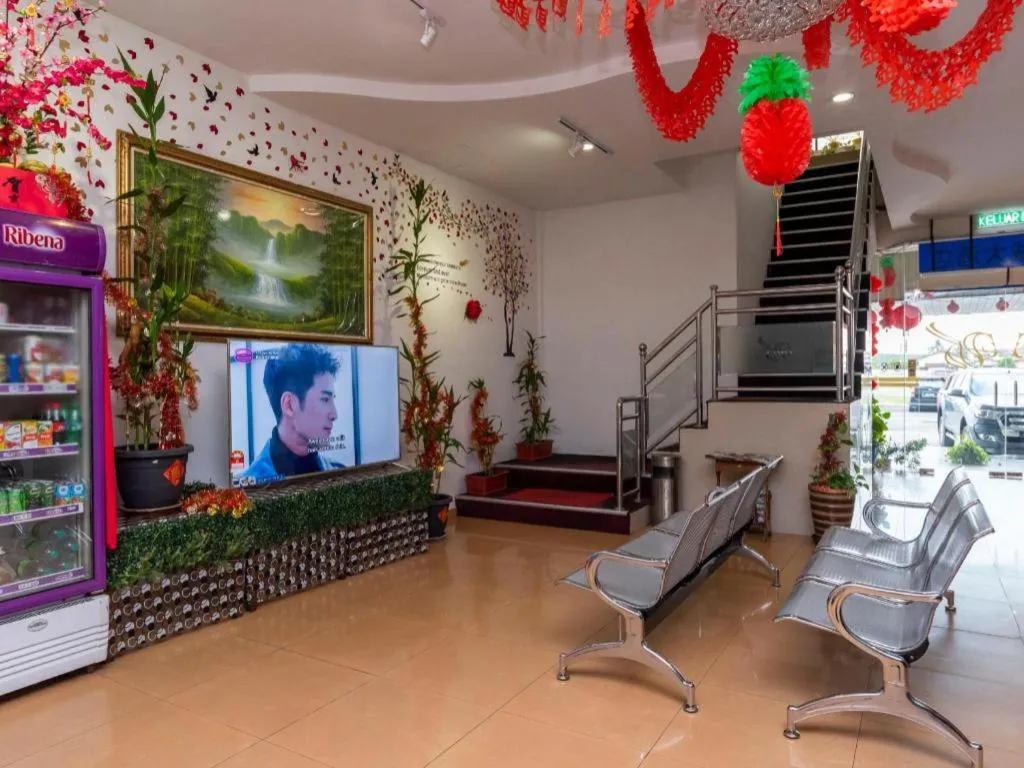 Super OYO 1114 Neo Pegasus Hotel