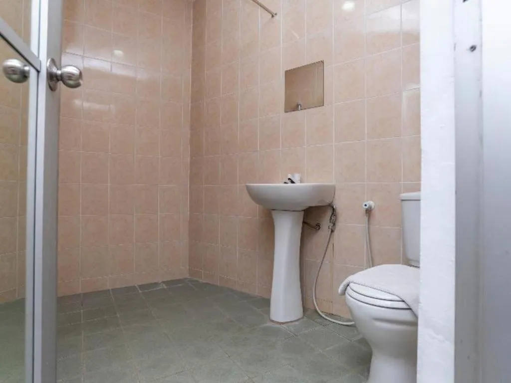 Super OYO 1114 Neo Pegasus Hotel