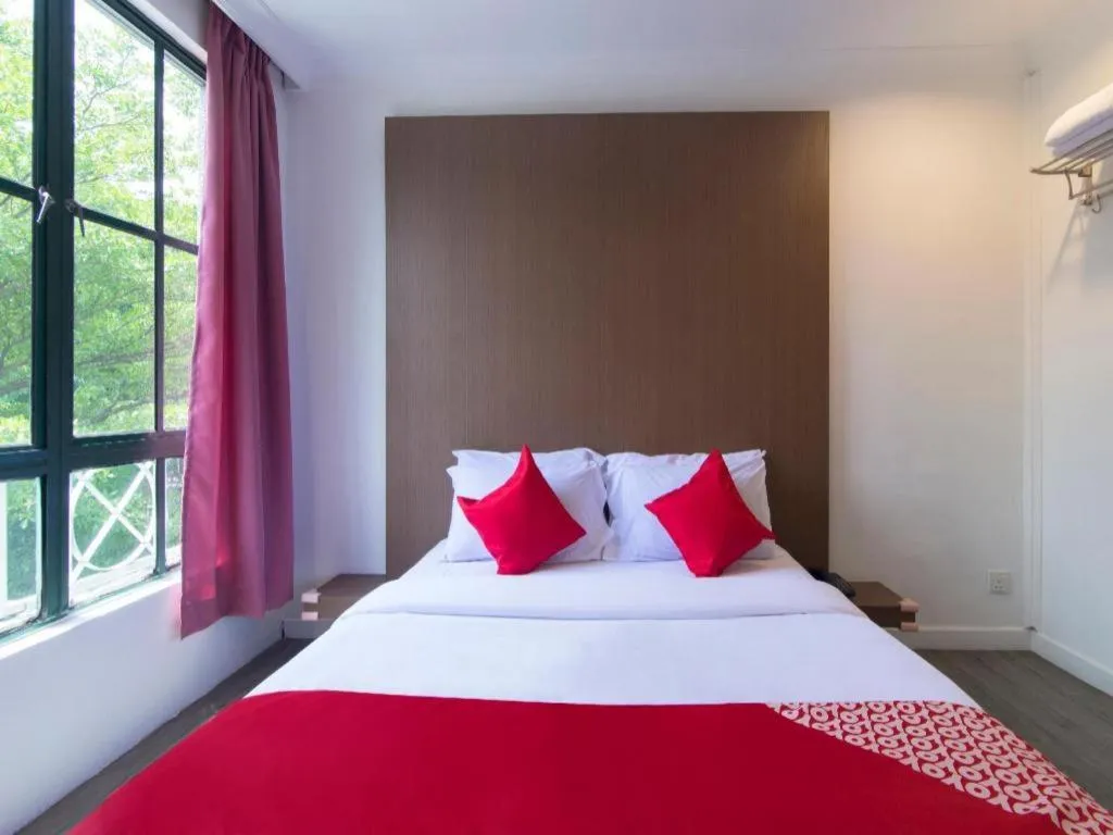 Bed in OYO 1045 Azimuth Hotel