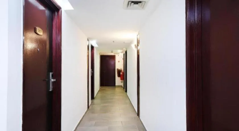 OYO 1045 Azimuth Hotel