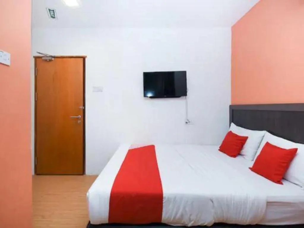 Bed in OYO 1111 Harmony Stay