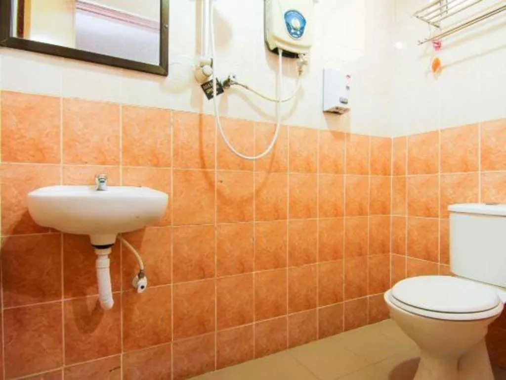 OYO 11343 Hotel Putra Iskandar