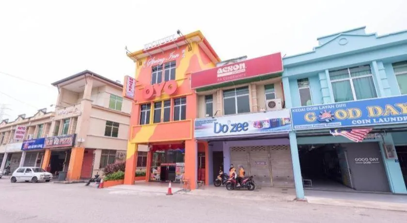 Capital O 89366 Spring Inn Hotel