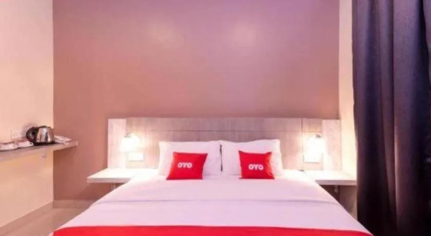 Bed in Capital O 89366 Spring Inn Hotel