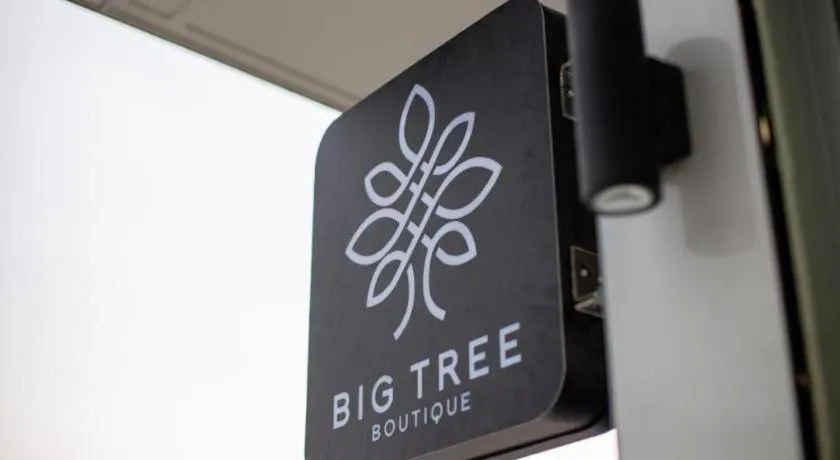 Big Tree Boutique