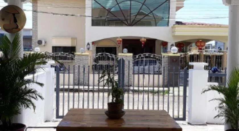 Semporna Dream Villa