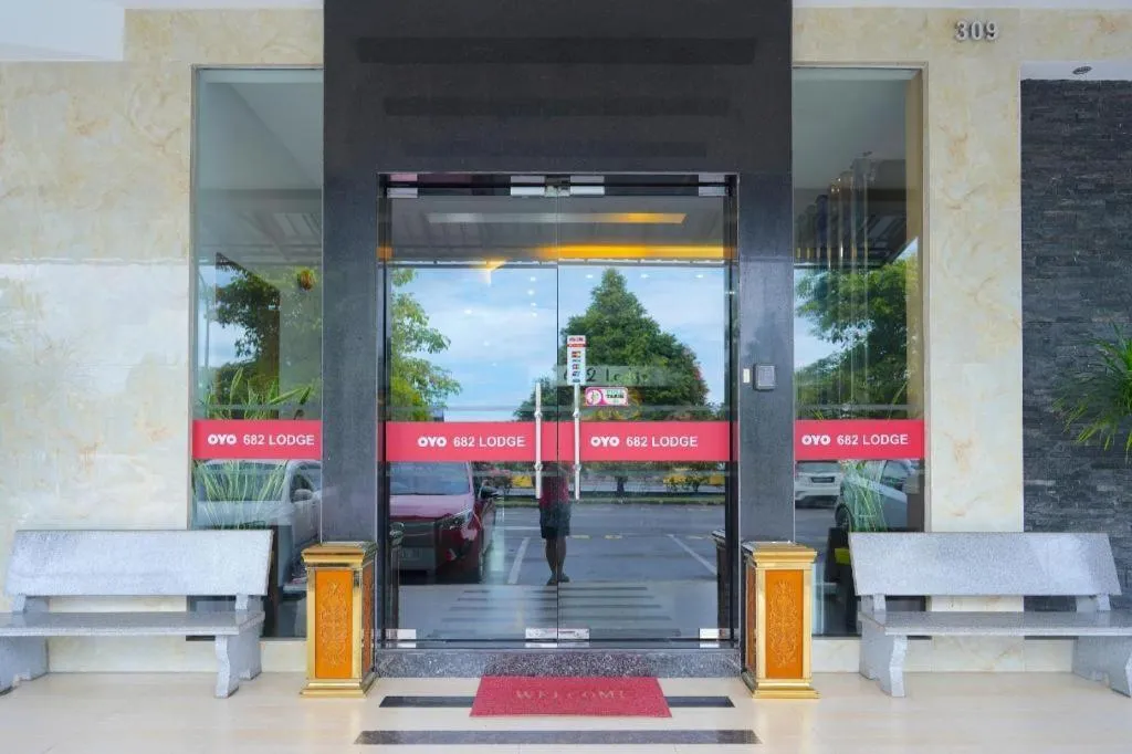 OYO 89457 682 Lodge