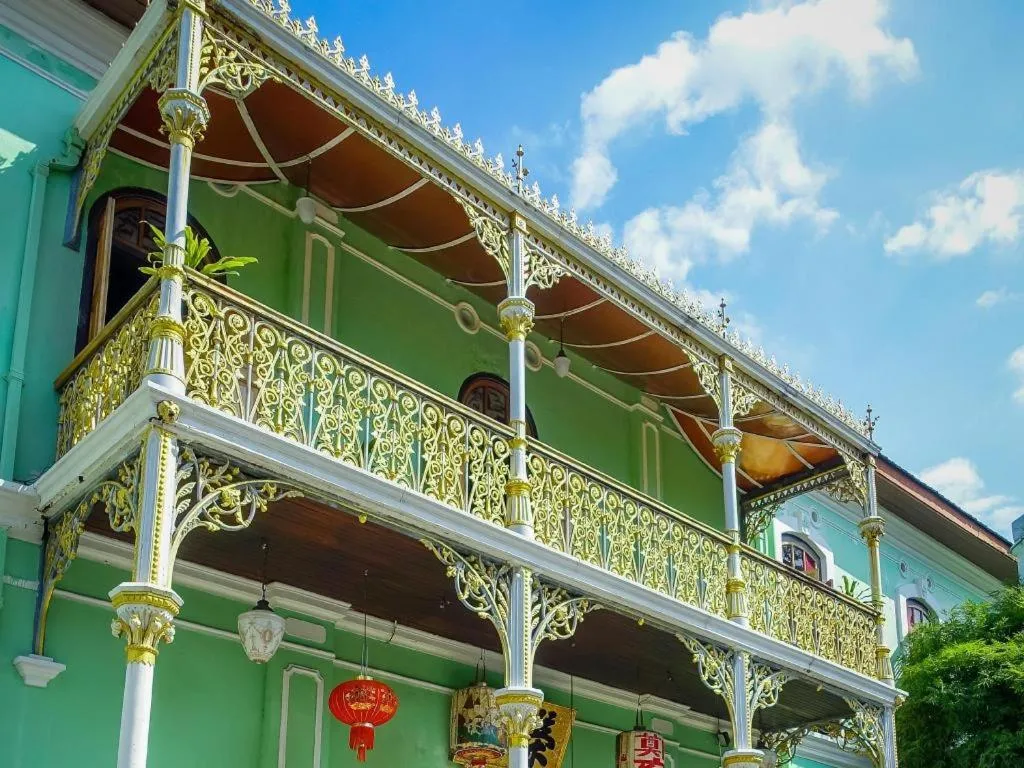 OYO 301 River Inn Hotel