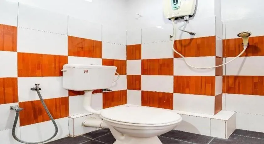 OYO 44058 MOTEL SRE BAYAM