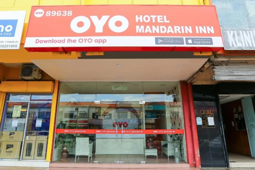 OYO 89638 Hotel Mandarin Inn