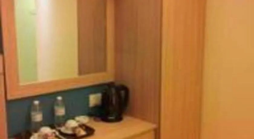 Collection O Seremban Near Gateway Mall Formerly Sri Mutiara Hotel