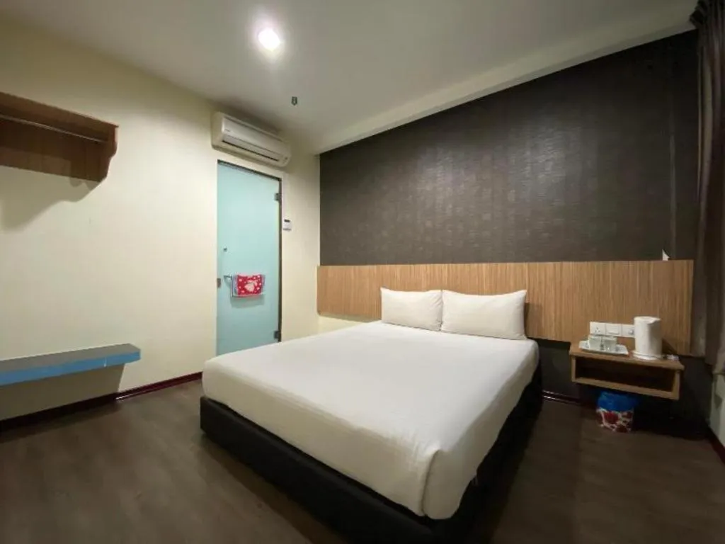 Bed in OYO 89752 7 DAYS EXPRESS HOTEL