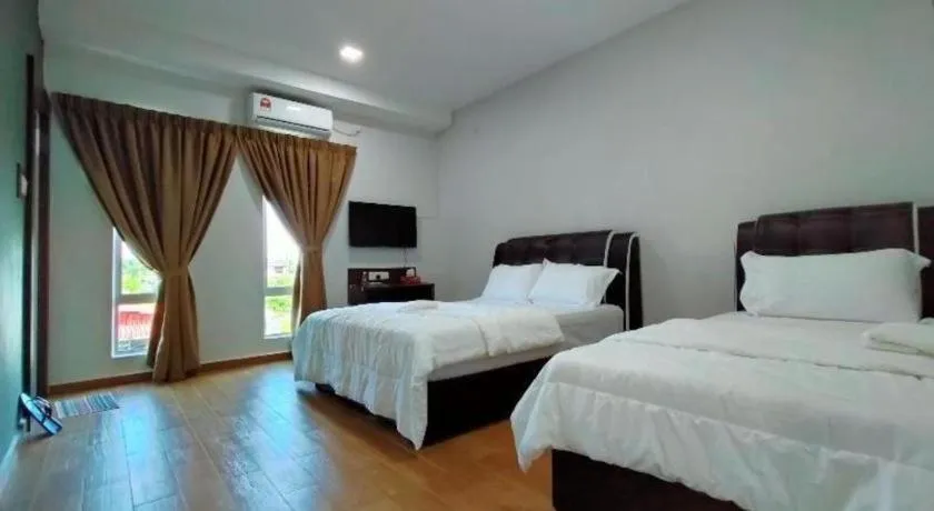 Bed in OYO 89859 PP Traveller's Hotel