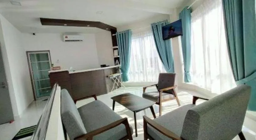 OYO 89859 PP Traveller's Hotel