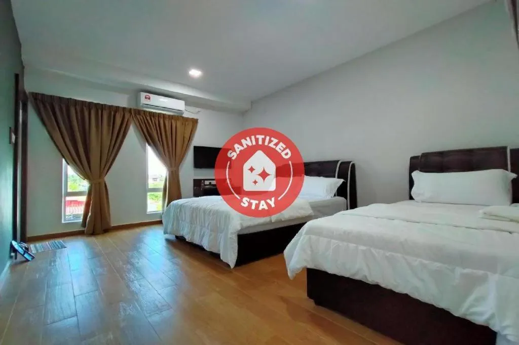 Bed in OYO 89859 PP Traveller's Hotel