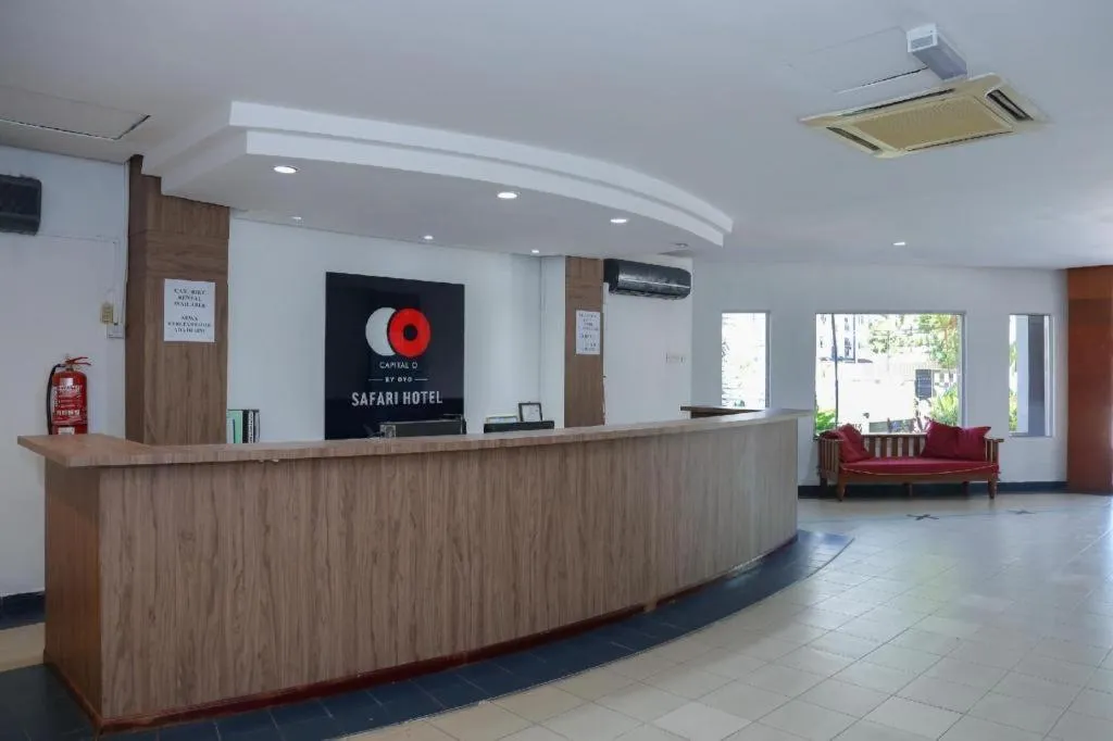 Capital O 89876 Safari Hotel