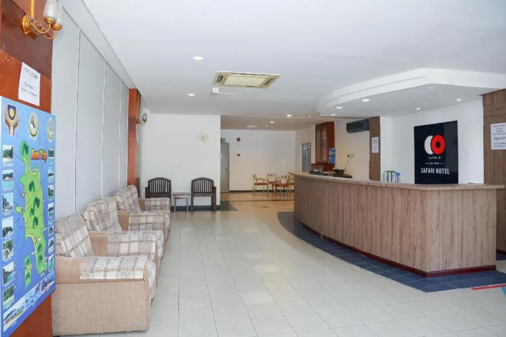 Capital O 89876 Safari Hotel