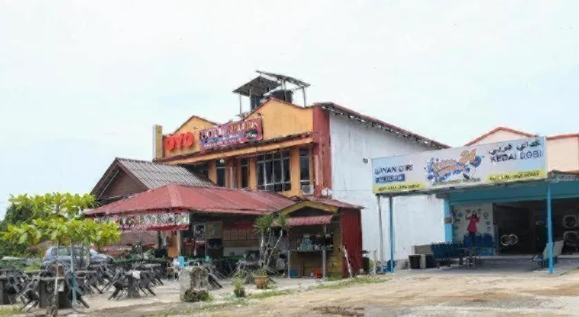 OYO 89892 Hotel Jeli Inn