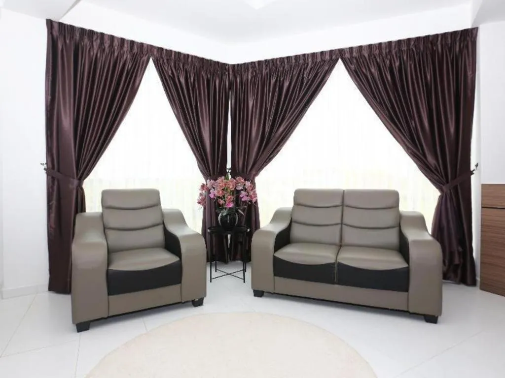 OYO 89888 DZ Residence Guest House