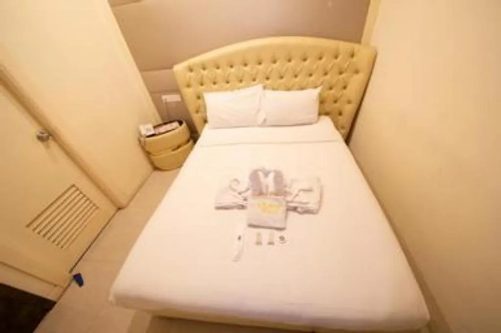 Bed in Ritzton Hotel