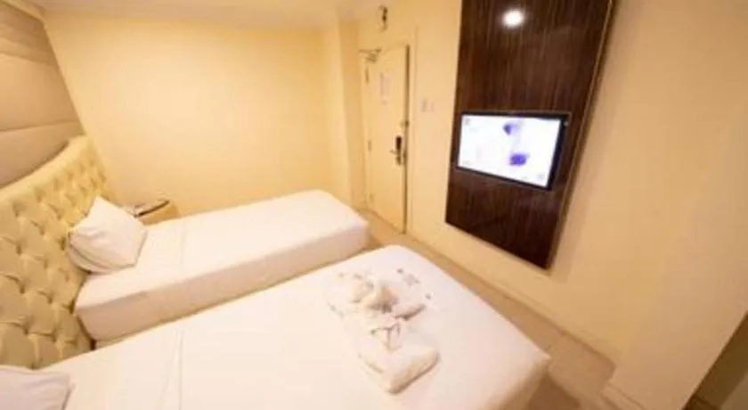 Bed in Ritzton Hotel