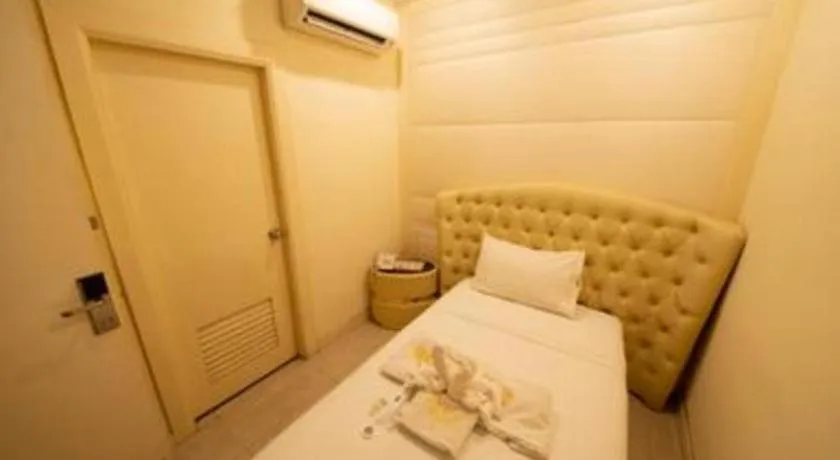 Bed in Ritzton Hotel