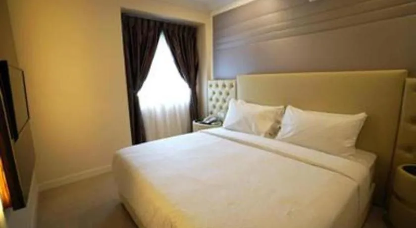 Bed in Ritzton Hotel