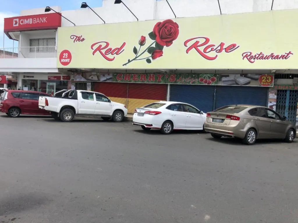 SPOT ON 90077 Cherry's Lodge