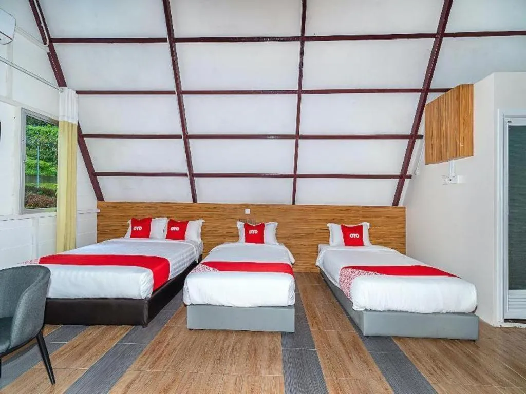 Bed in Dreamland Beach Holiday