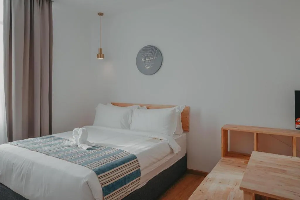 Bed in Bilik-Bilik by MUO