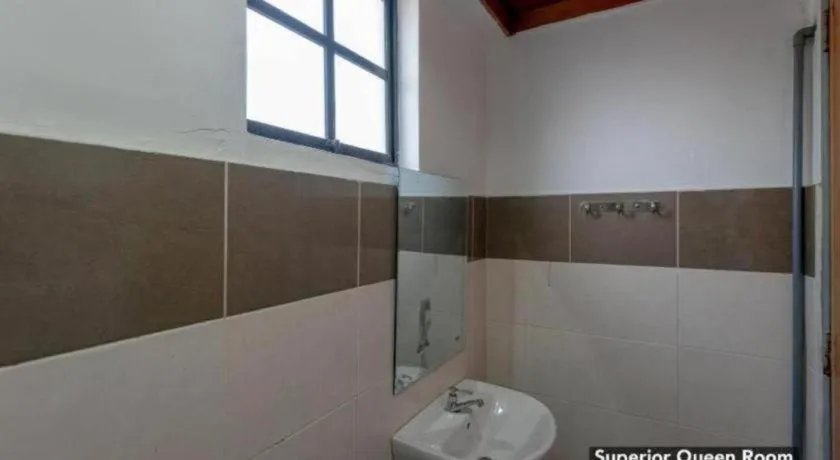 OYO 89874 Gs Golden Star Hotel