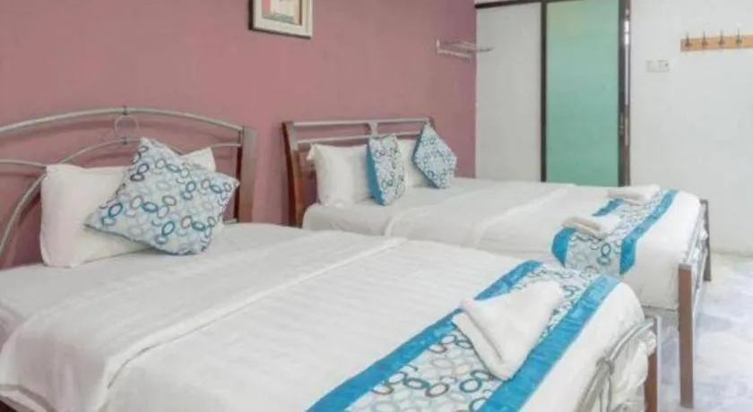 Bed in OYO 89874 Gs Golden Star Hotel