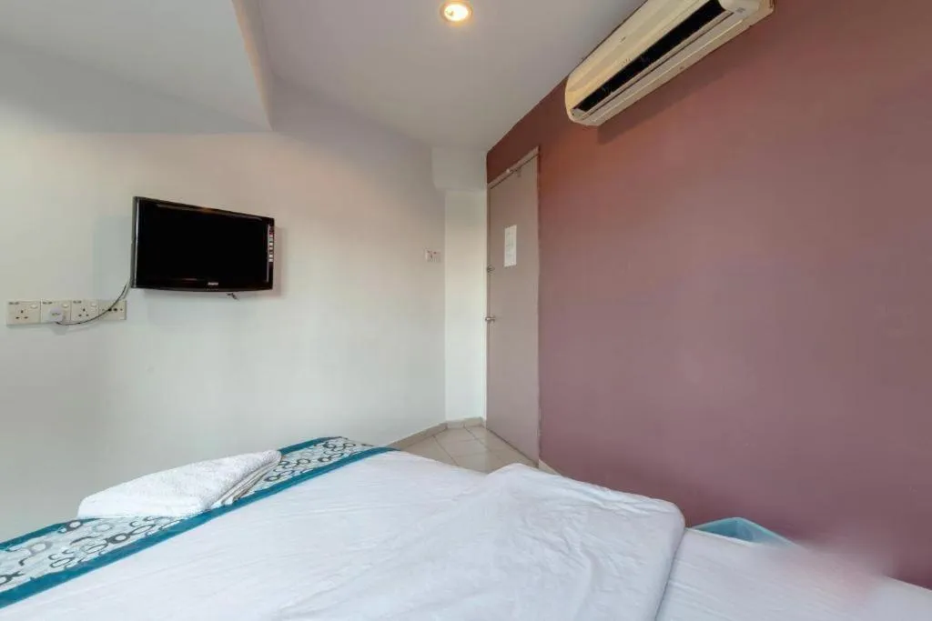 Bed in OYO 89874 Gs Golden Star Hotel