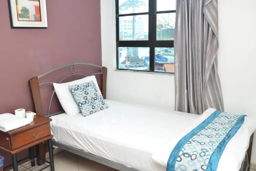 Bed in OYO 89874 Gs Golden Star Hotel