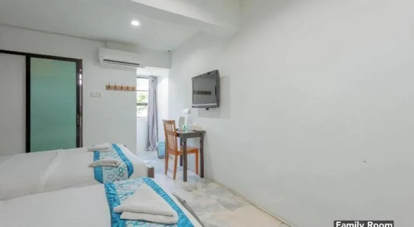 OYO 89874 Gs Golden Star Hotel