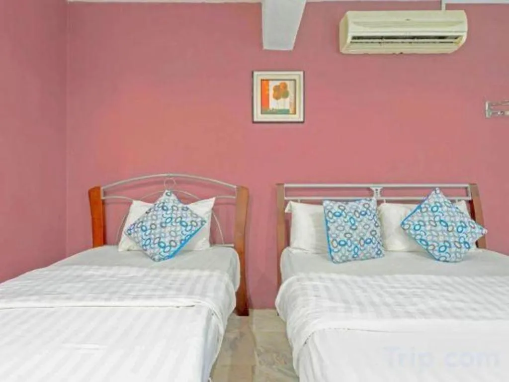 Bed in OYO 89874 Gs Golden Star Hotel