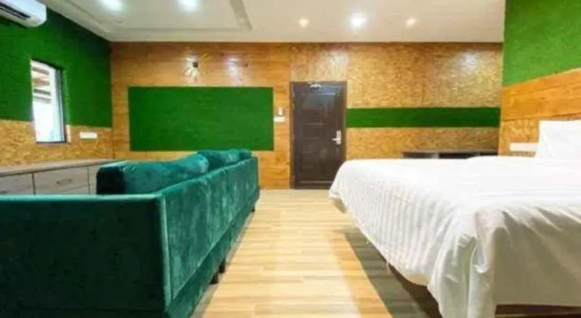 Bed in OYO 90262 Kota Kinabalu Homestay, Villa & Suite Boutique