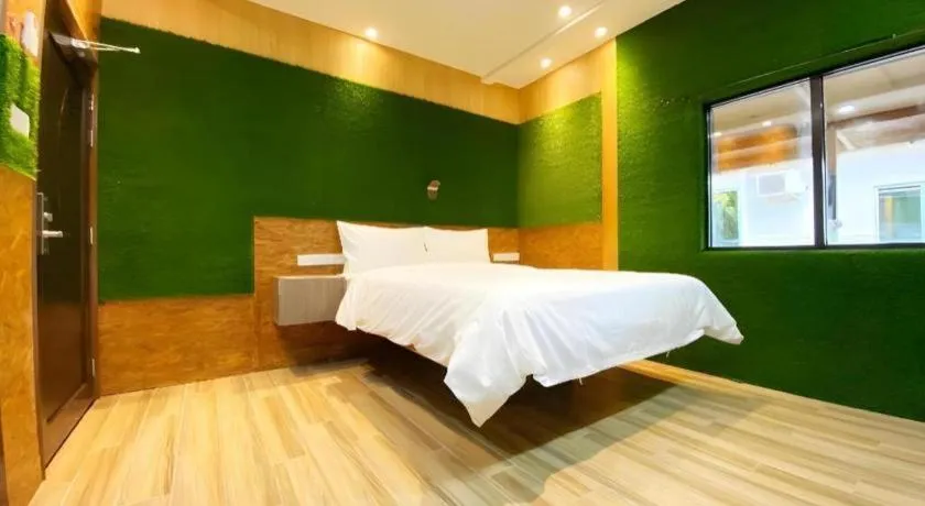 Bed in OYO 90262 Kota Kinabalu Homestay, Villa & Suite Boutique