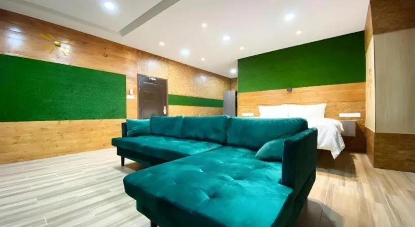 Bed in OYO 90262 Kota Kinabalu Homestay, Villa & Suite Boutique