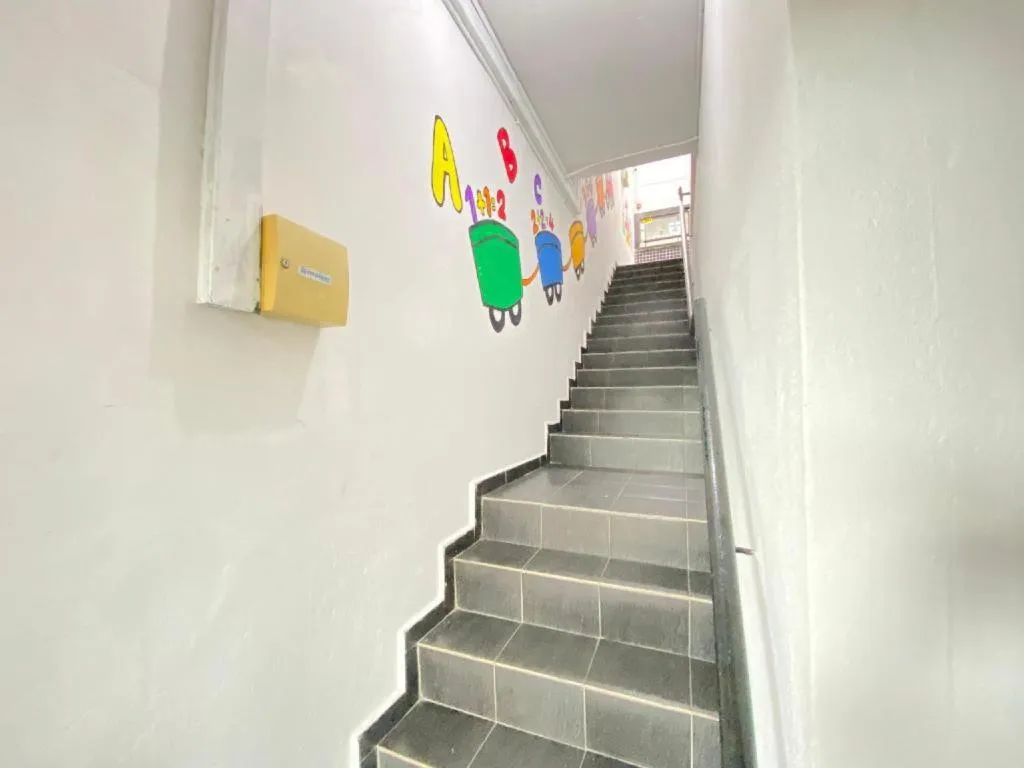 SPOT ON 90293 SK Budget Hotel