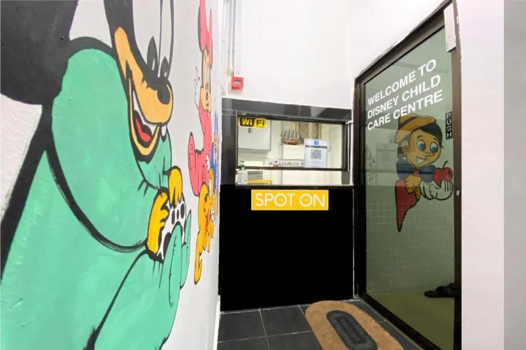 SPOT ON 90293 SK Budget Hotel